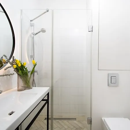 Apartment Centrum Pawia 51- 10 Min To Center, The Places, Self Check-in, Optional Breakfest, Parking On The Street