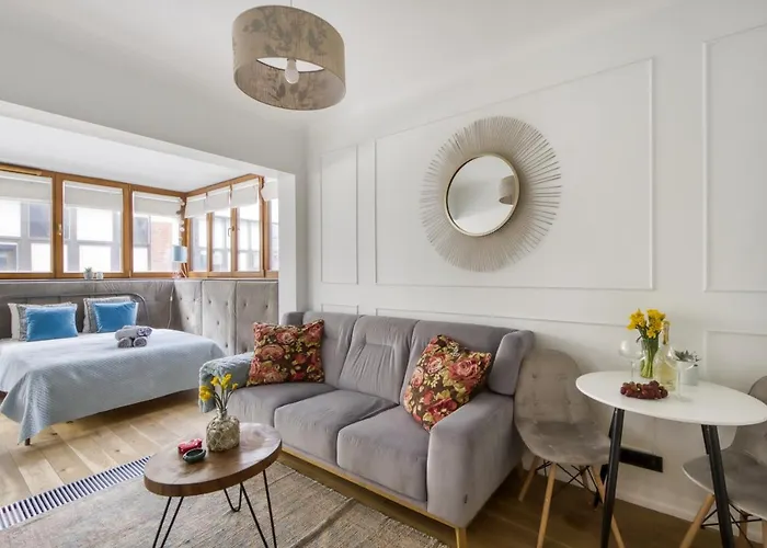 Apartment Centrum Pawia 51- 10 Min To Center, The Places *