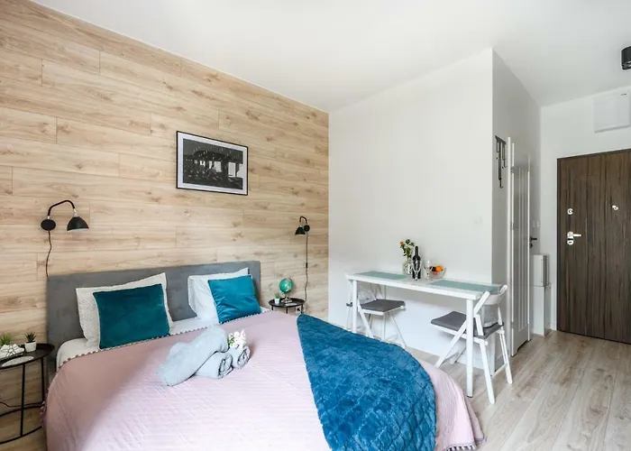 Centrum Pawia 51- 10 Min To Center, The Places