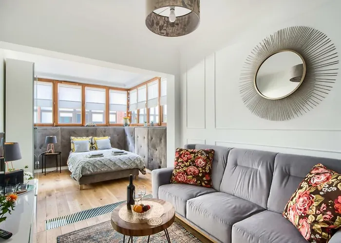 Apartment Centrum Pawia 51- 10 Min To Center, The Places *