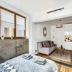 Centrum Pawia 51- 10 Min To Center, The Places 华沙
