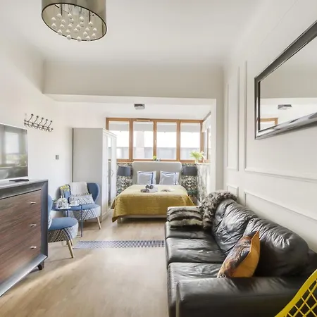 Centrum Pawia 51- 10 Min To Center, The Places Appartement *