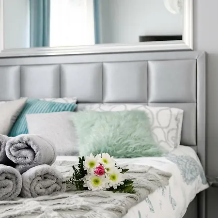 Centrum Pawia 51- 10 Min To Center, The Places Appartement